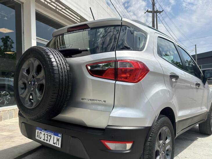 FORD ECOSPORT 1.5L NAFTA MANUAL FREESTYLE año 2018 UNICA! Financia Bco. Santander. Acércate a ORIO HNOS, SAN GENARO, concesionario oficial SHINERAY - Imagen 4