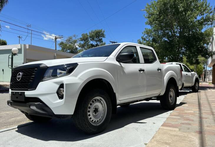 Nissan FRONTIER D/CABINA 2.3 TDI MANUAL S 4x2 0Km My2025. Financia Bco. Santander. Acércate a ORIO HNOS, SAN GENARO, concesionario oficial JMC, ISUZU, KAMA Camiones - Imagen 6