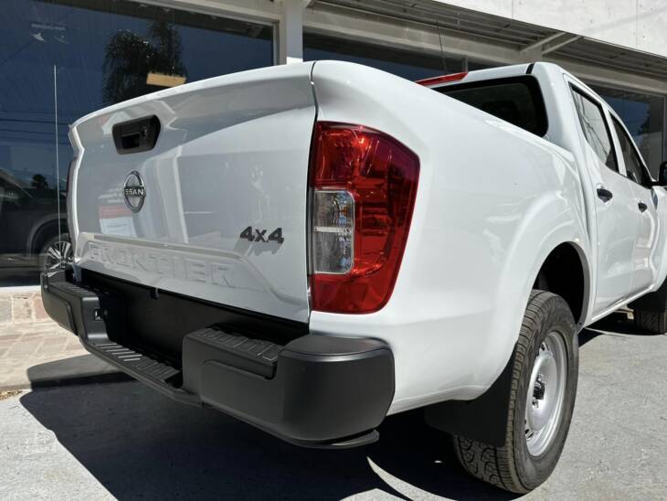 Nissan FRONTIER D/CABINA 2.3 TDI MANUAL S 4x4 0Km My2024. Financia Bco. Santander. Acércate a ORIO HNOS, SAN GENARO, concesionario oficial JMC, ISUZU, KAMA Camiones - Imagen 6