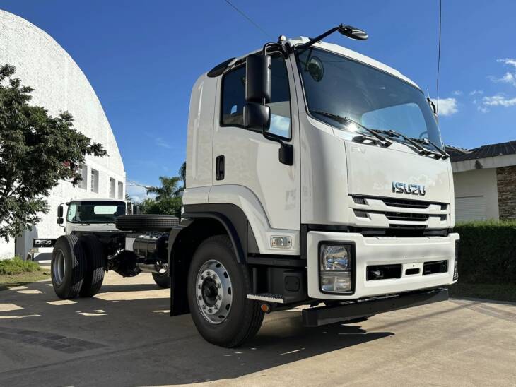 ISUZU FVR 34 L 7.8cc 240cv 0Km My2024 DISPONIBLES! Financia Bco. Santander. Acércate a ORIO HNOS, SAN GENARO, concesionario oficial DFM, JMC, ISUZU, KAMA Camiones - Imagen 5