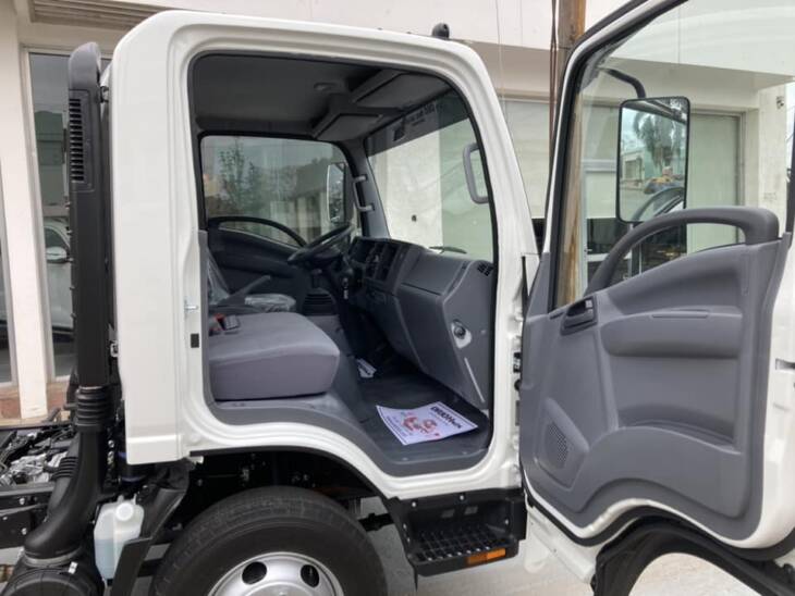 ISUZU NPR75 CABINA SIMPLE CHASIS CORTO 0Km my2025. Financia Bco. Santander. Acércate a ORIO HNOS, SAN GENARO, concesionario oficial DFM, JMC, ISUZU, KAMA Camiones - Imagen 10