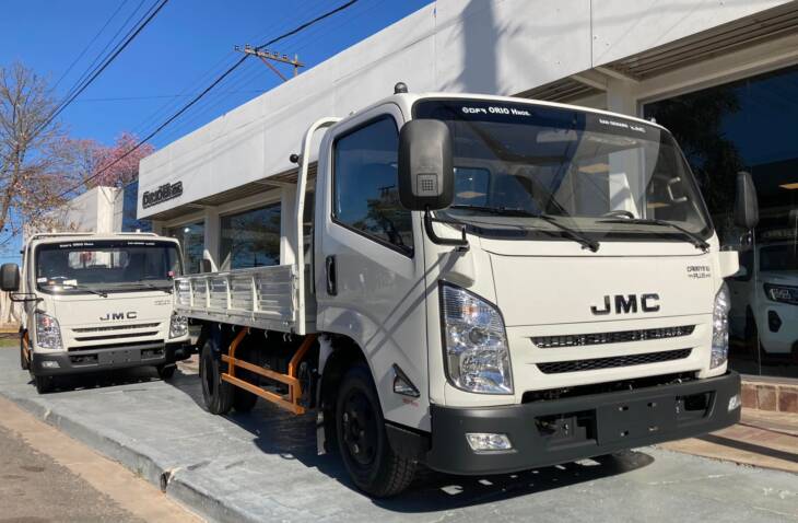 JMC N900 CARRYING PLUS Motor JMC ISUZU 115hp 0Km my2024 para 4 Toneladas. Financia Bco. Santander. Acércate a ORIO HNOS, SAN GENARO, concesionario oficial DFM, JMC, ISUZU, KAMA Camiones