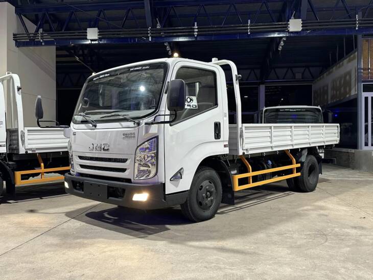 JMC N 900 NUEVA CABINA Línea Nueva my2024 p/ 4 Toneladas es la elección ideal. Financia Bco. Santander. Acércate a ORIO HNOS, SAN GENARO, concesionario oficial JMC, ISUZU, KAMA Camiones - Imagen 4