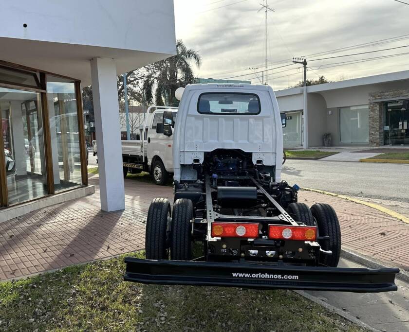 KAMA X1 CABINA SIMPLE CHASIS SOLO 0Km My2024 p/3 Toneladas. DISPONIBLES ...