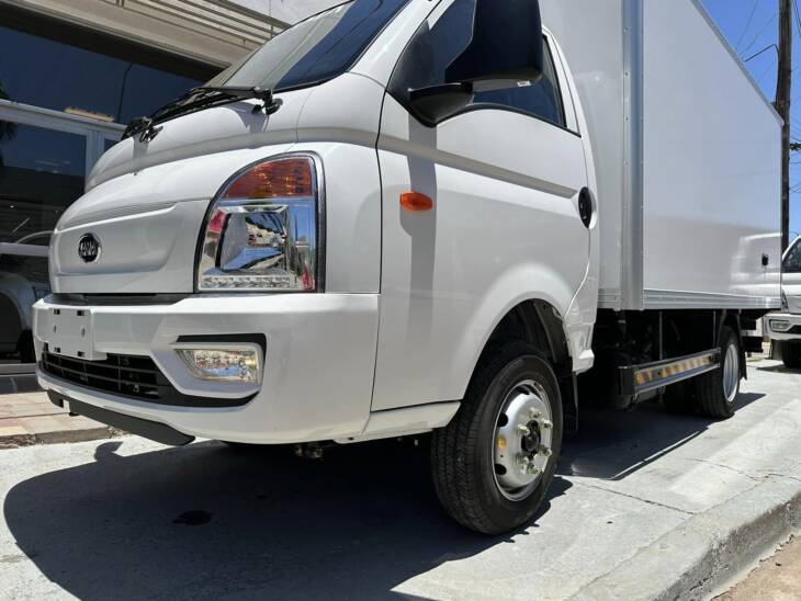 KAMA X1 C/SIMPLE FURGÓN REFRIGERADO 0Km My2025 p/3 Toneladas. DISPONIBLE! Financia Bco. Santander. Acércate a ORIO HNOS, SAN GENARO, concesionario oficial JMC, ISUZU, KAMA Camiones - Imagen 14