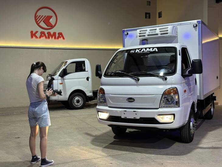 KAMA X1 C/SIMPLE FURGÓN REFRIGERADO 0Km My2025 p/3 Toneladas. CALIDAD EXTRAORDINARIA! LISTO PARA SALIR A TRABAJAR. Financia Bco. Santander. Acércate a ORIO HNOS, SAN GENARO, concesionario oficial JMC, ISUZU, KAMA Camiones - Imagen 14