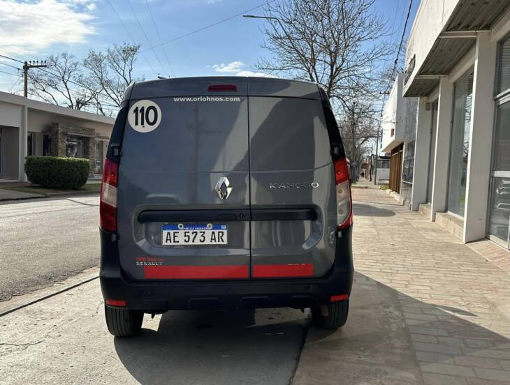 RENAULT KANGOO II EXPRESS CONFORT 1.6 Sce año 2021 con GNC. Financia Bco. Santander. Acércate a ORIO HNOS, SAN GENARO, concesionario oficial SHINERAY - Imagen 4