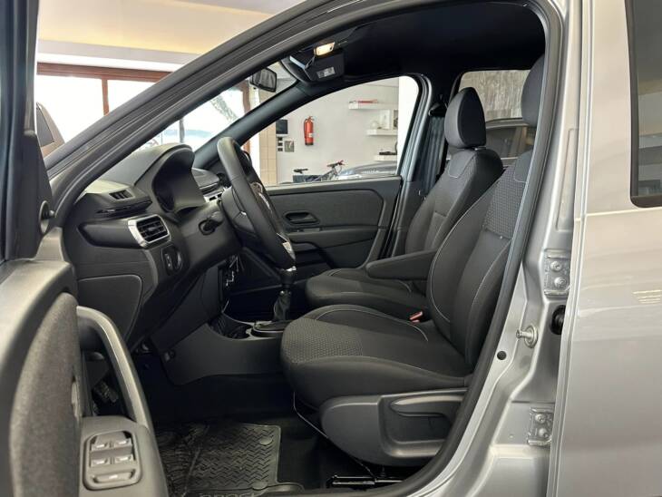 RENAULT OROCH 1.6 SEc MANUAL EMOTION 4x2 0Km My2025. Financia Bco. Santander. Acércate a ORIO HNOS, SAN GENARO, concesionario oficial SHINERAY - Imagen 7