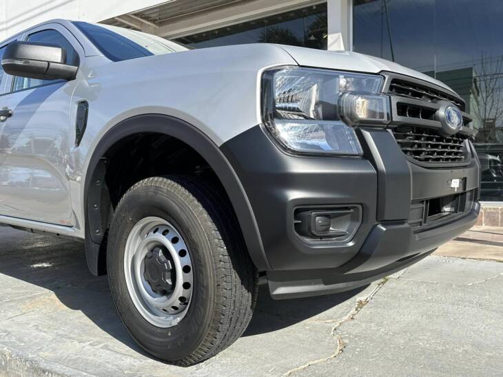 FORD RANGER D/CABINA 2.0 TDI XL M/T 4x2 0Km My2024 DISPONIBLE!  Financia Bco. Santander. Acércate a ORIO HNOS, SAN GENARO, concesionario oficial SHINERAY - Imagen 13