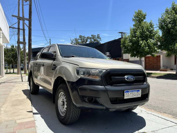 FORD RANGER D/CABINA 2.2 TDI XL 4x4 año 2016 SUPER CONFIABLE! Financia Bco. Santander. Acércate a ORIO HNOS, SAN GENARO, concesionario oficial JMC, ISUZU, KAMA Camiones - Imagen 8