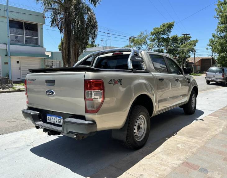 FORD RANGER D/CABINA 2.2 TDI XL 4x4 año 2016 SUPER CONFIABLE! Financia Bco. Santander. Acércate a ORIO HNOS, SAN GENARO, concesionario oficial JMC, ISUZU, KAMA Camiones - Imagen 7