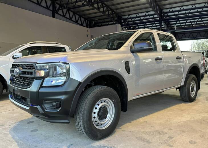 FORD RANGER D/CABINA 2.0 TDI XL M/T 4x2 0Km My2024.  Financia Bco. Santander. Acércate a ORIO HNOS, SAN GENARO, concesionario oficial SHINERAY - Imagen 2