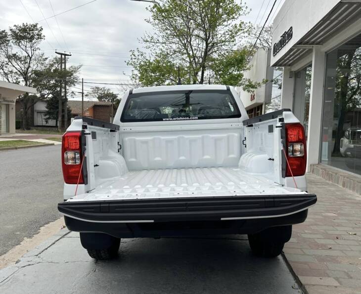 FORD RANGER D/CABINA 2.0 TDI XL M/T 4x4 0Km My2023 DISPONIBLE! Financia Bco. Santander. Acércate a ORIO HNOS, SAN GENARO, concesionario oficial SHINERAY - Imagen 6