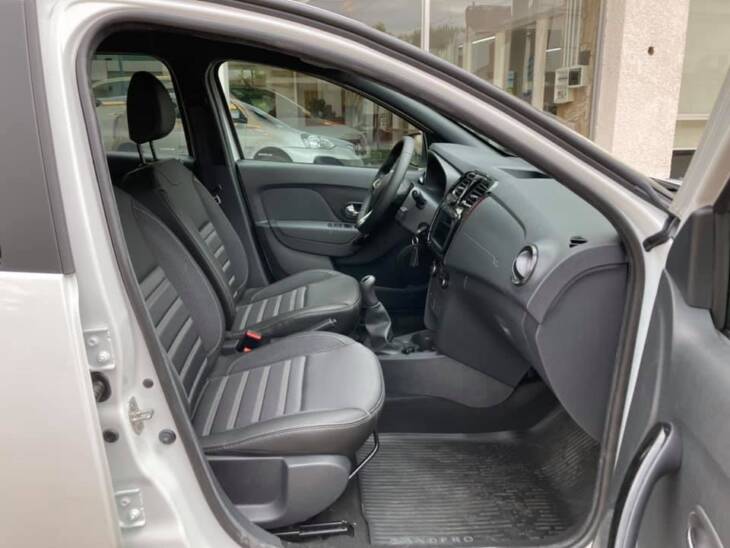 RENAULT SANDERO PH2 1.6 16v INTENSE MANUAL 0Km my2025. Financia Bco. Santander. Acércate a ORIO HNOS, SAN GENARO, concesionario oficial SHINERAY - Imagen 7