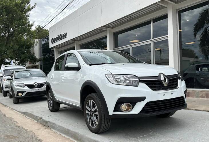 RENAULT SANDERO PH2 1.6 16v INTENSE CVT 0Km my2024. Financia Bco. Santander. Acércate a ORIO HNOS, SAN GENARO, concesionario oficial SHINERAY