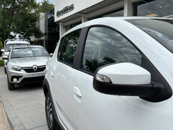 RENAULT SANDERO PH2 1.6 16v INTENSE CVT 0Km my2024. Financia Bco. Santander. Acércate a ORIO HNOS, SAN GENARO, concesionario oficial SHINERAY - Imagen 12