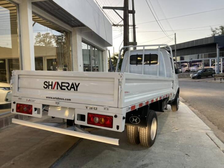 SHINERAY T 30 CHASIS con DUALES p/2Ton. 0Km my2023 DISPONIBLES. Financia Bco. Santander. Acércate a ORIO HNOS, SAN GENARO, concesionario oficial SHINERAY - Imagen 4