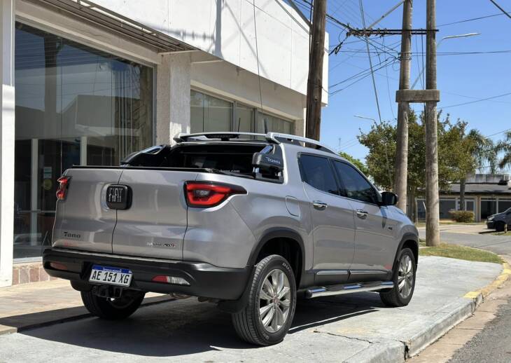 FIAT TORO RANCH 2.0 TDI AT9 4x4 año 2020 IMPECABLE! Financia Bco. Santander. Acércate a ORIO HNOS, SAN GENARO, concesionario oficial JMC, ISUZU, KAMA Camiones - Imagen 3