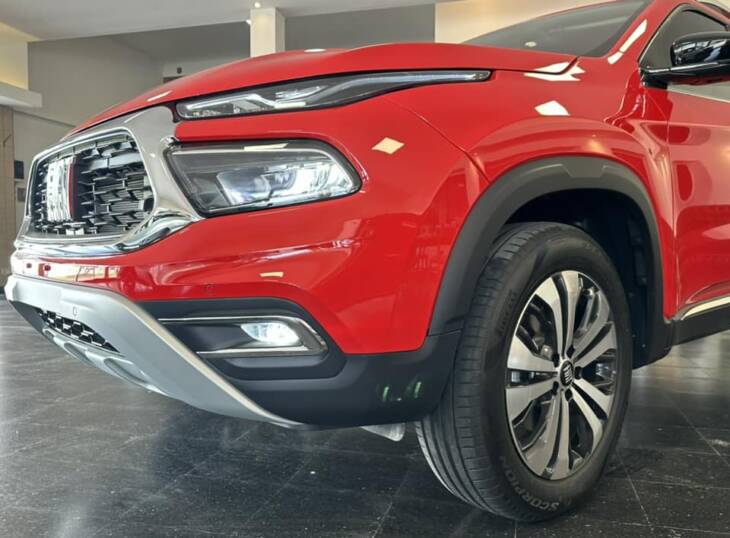 Fiat TORO D/C VOLCANO 1.3 TURBO NAFTA 16v A/T6 4x2 0Km My2024. Financia Bco. Santander. Acércate a ORIO HNOS, SAN GENARO, concesionario oficial SHINERAY - Imagen 14