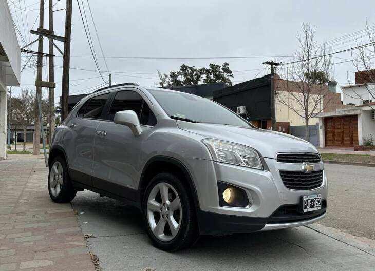 CHEVROLET TRACKER 1.8 AWD LTZ+ año 2015 TOPE DE GAMA, EXCELENTE! Financia Bco. Santander. Acércate a ORIO HNOS, SAN GENARO, concesionario oficial SHINERAY - Imagen 5