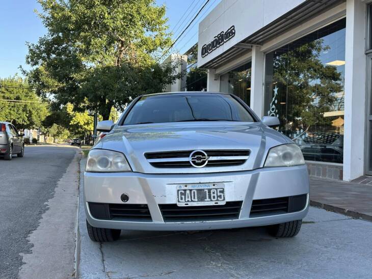 CHEVROLET ASTRA 5 PUERTAS 2.0 NAFTA GL 2007 IMPECABLE! Acércate a ORIO HNOS, SAN GENARO, concesionario oficial SHINERAY - Imagen 6