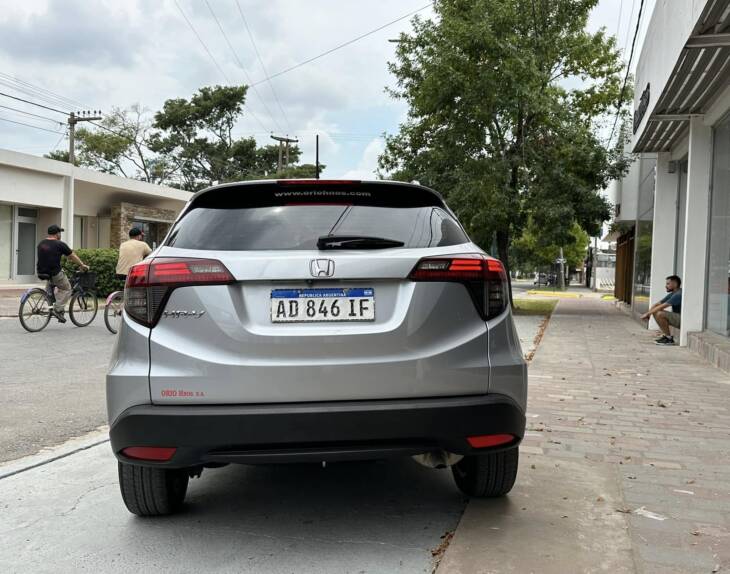 HRV EXL CVT año 2019 linea nueva. Impecable! Financia Bco. Santander. Acércate a ORIO HNOS, SAN GENARO, concesionario oficial JMC, ISUZU, KAMA Camiones - Imagen 5