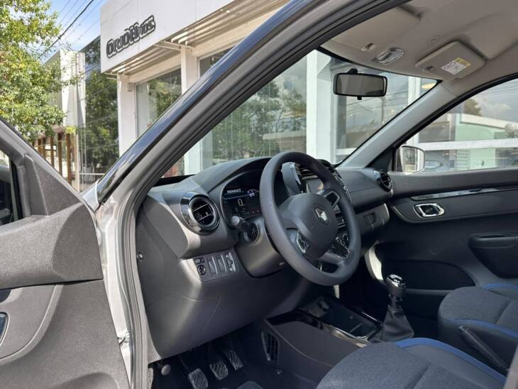 KWID ICONIC 1.0 BITONO 0Km My2025 DISPONIBLE! Financia Bco. Santander. Acércate a ORIO HNOS, SAN GENARO, concesionario oficial SHINERAY - Imagen 10