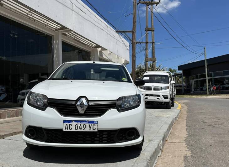 SANDERO 1.6 EXPRESSION año 2017. Financia Bco. Santander. Acércate a ORIO HNOS, SAN GENARO, concesionario oficial SHINERAY - Imagen 6