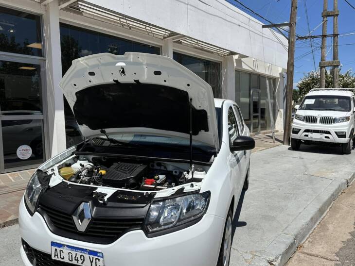 SANDERO 1.6 EXPRESSION año 2017. Financia Bco. Santander. Acércate a ORIO HNOS, SAN GENARO, concesionario oficial SHINERAY - Imagen 11