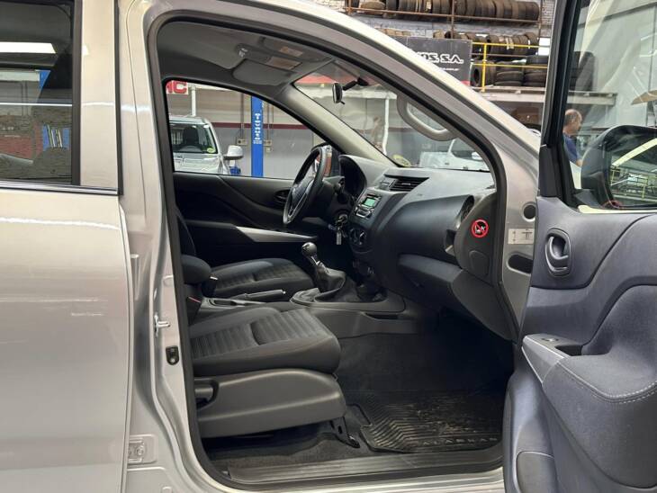 ALASKAN 4x4 2.3 TDI 160cv M/T CONFORT 0KM MY2023 UNICA! Financia Bco. Santander. Acércate a ORIO HNOS, SAN GENARO, concesionario oficial JMC, ISUZU, KAMA Camiones - Imagen 9