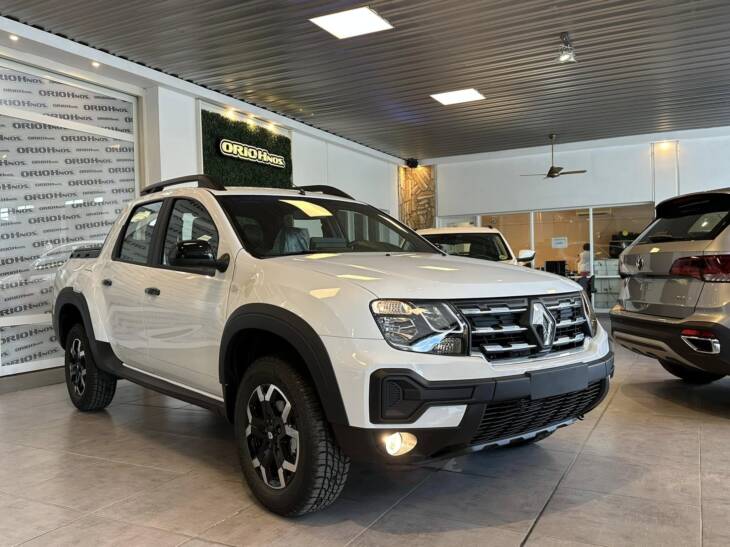 OROCH ICONIC 1.3 TCe 163cv 2WD CVT 0Km My2025, DISPONIBLES! Financia Bco. Santander o MG. Acércate a ORIO HNOS, SAN GENARO, concesionario oficial JMC, ISUZU, KAMA Camiones