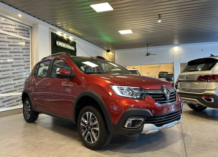 STEPWAY 1.6 16v INTENS CVT 0Km My2025 DISPONIBLE! Financia Bco. Santander. Acércate a ORIO HNOS, SAN GENARO, concesionario oficial SHINERAY
