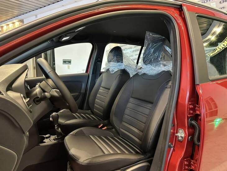 STEPWAY 1.6 16v INTENS CVT 0Km My2025 DISPONIBLE! Financia Bco. Santander. Acércate a ORIO HNOS, SAN GENARO, concesionario oficial SHINERAY - Imagen 9