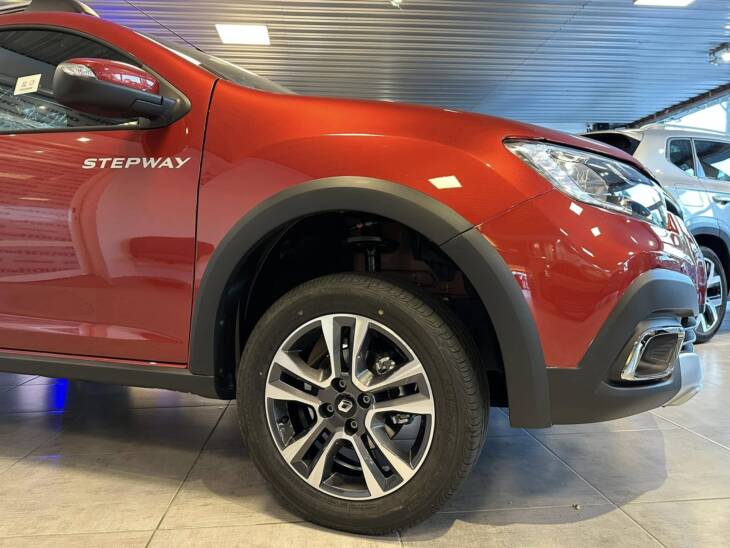 STEPWAY 1.6 16v INTENS CVT 0Km My2025 DISPONIBLE! Financia Bco. Santander. Acércate a ORIO HNOS, SAN GENARO, concesionario oficial SHINERAY - Imagen 14