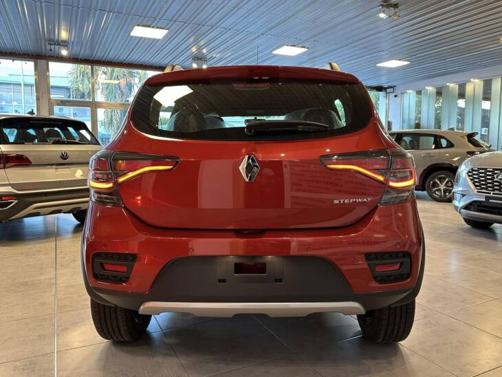 STEPWAY 1.6 16v INTENS CVT 0Km My2025 DISPONIBLE! Financia Bco. Santander. Acércate a ORIO HNOS, SAN GENARO, concesionario oficial SHINERAY - Imagen 6