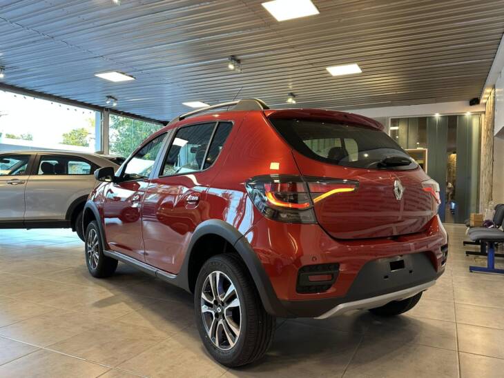 STEPWAY 1.6 16v INTENS CVT 0Km My2025 DISPONIBLE! Financia Bco. Santander. Acércate a ORIO HNOS, SAN GENARO, concesionario oficial SHINERAY - Imagen 5