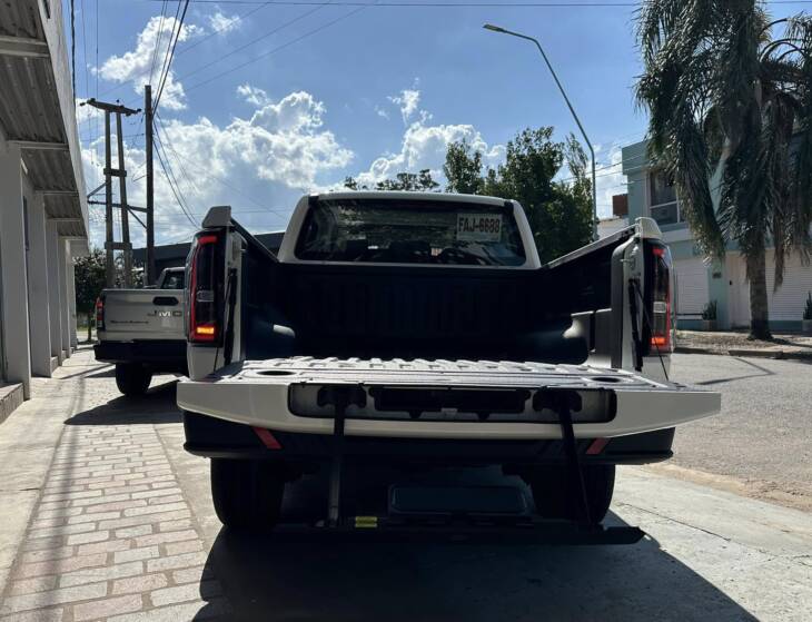 JMC GRAND AVENUE A/T 4x4 SLX NAFTERA 0Km. My2025. Financia Bco. Santander o MG. Acércate a ORIO HNOS, SAN GENARO, concesionario oficial JMC, ISUZU, KAMA Camiones - Imagen 5