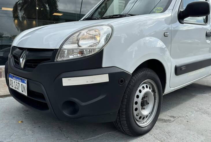 KANGOO PH3 CONFORT FURGON 1.6 NAFTA 1 PLC 2 ASIENTOS año 2017 UNICA! Financia Bco. Santander. Acércate a ORIO HNOS, SAN GENARO, concesionario oficial SHINERAY, DOMY Utilitarios - Imagen 13