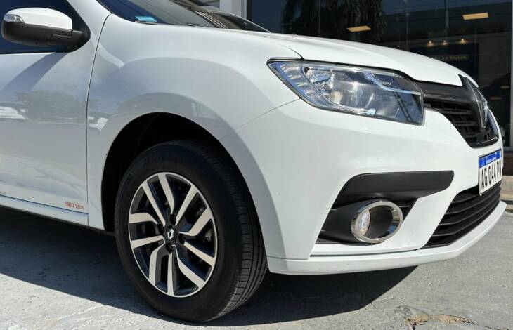 SANDERO PH2 1.6 16v INTENSE MANUAL año 2023 IMPECABLE! Financia Bco. Santander o MG. Acércate a ORIO HNOS, SAN GENARO, concesionario oficial JMC, ISUZU, KAMA Camiones - Imagen 13