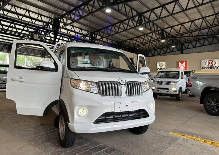 SHINERAY T30 C/SIMPLE 4 RUEDAS 1.5 TONELADAS 0Km My2025. Financia Bco. Santander. Acércate a ORIO HNOS, SAN GENARO, concesionario oficial SHINERAY, DOMY Utilitarios - Imagen 2
