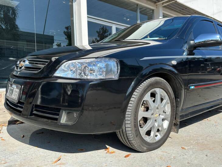 CHEVROLET ASTRA II 5 PTAS 2.0 MANUAL GLS año 2012 UNICO! Acércate a ORIO HNOS, SAN GENARO, concesionario oficial SHINERAY, DOMY Utilitarios - Imagen 9