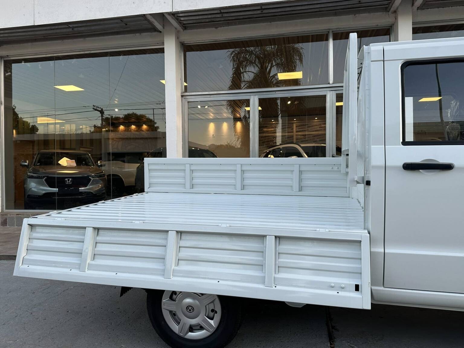 DOMY DOBLE CABINA K2 0Km My2026 DISPONIBLE! Financia Bco. Santander ...