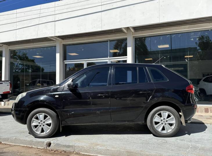 KOLEOS 2.5 MANUAL EXPRESSION 4x2 año 2009 SUPER CONFIABLE! Acércate a ORIO HNOS, SAN GENARO, concesionario oficial SHINERAY, DOMY Utilitarios - Imagen 2