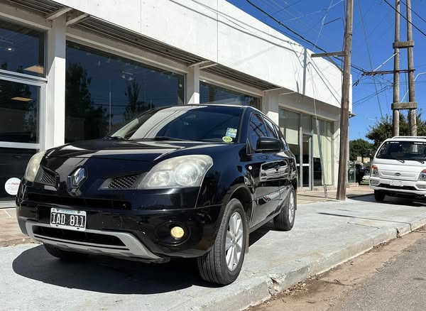 KOLEOS 2.5 MANUAL EXPRESSION 4x2 año 2009 SUPER CONFIABLE! Acércate a ORIO HNOS, SAN GENARO, concesionario oficial SHINERAY, DOMY Utilitarios