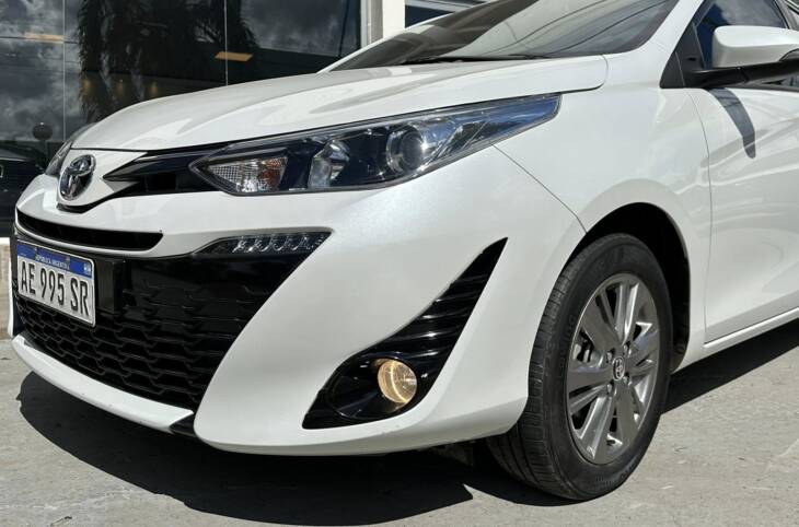 YARIS 5 PUERTAS 1.5 6M/T XLS año 2021 IMPECABLE! Financia Bco. Santander o MG. Acércate a ORIO HNOS, SAN GENARO, concesionario oficial JMC, ISUZU, KAMA Camiones - Imagen 13