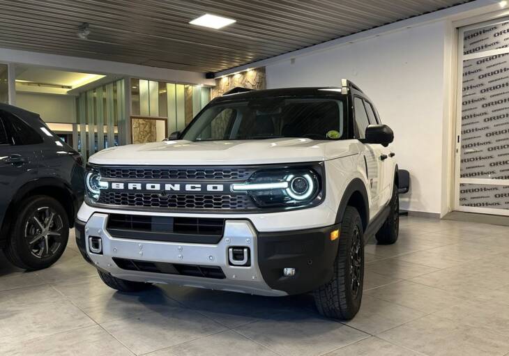 BRONCO 2.0 Turbo 253cv BADLANDS 0Km My2025. Financia Bco. Santander. Acércate a ORIO HNOS, SAN GENARO, concesionario oficial JMC, ISUZU, KAMA Camiones - Imagen 3