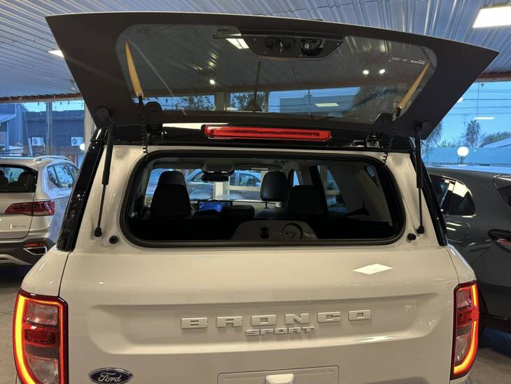 BRONCO 2.0 Turbo 253cv BADLANDS 0Km My2025. Financia Bco. Santander. Acércate a ORIO HNOS, SAN GENARO, concesionario oficial JMC, ISUZU, KAMA Camiones - Imagen 7
