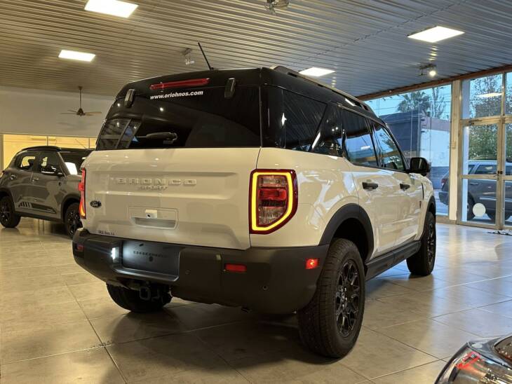 BRONCO 2.0 Turbo 253cv BADLANDS 0Km My2025. Financia Bco. Santander. Acércate a ORIO HNOS, SAN GENARO, concesionario oficial JMC, ISUZU, KAMA Camiones - Imagen 8