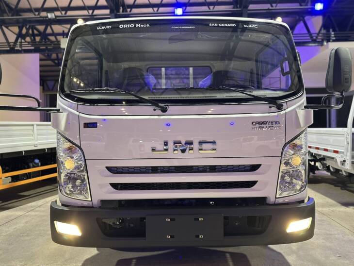 JMC N 900 NUEVA CABINA Línea Nueva my2025 p/ 4 Toneladas. Financia Bco. Santander o MG. Acércate a ORIO HNOS, SAN GENARO, concesionario oficial JMC, ISUZU, KAMA Camiones - Imagen 4