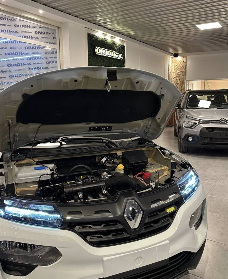 KWID ICONIC 1.0 BITONO 0Km My2025. Financia Bco. Santander. Acércate a ORIO HNOS, SAN GENARO, concesionario oficial SHINERAY, DOMY Utilitarios - Imagen 9